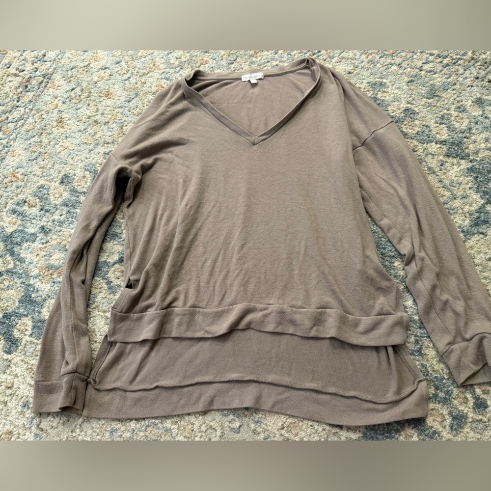 Beyond Yoga Long Weekend Lounge Pullover